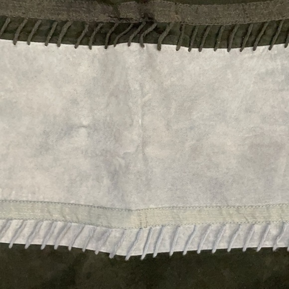 Luxe Eleven | Black & Blue Leather Skirt - Picture 2 of 6